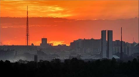 Pôr do sol em Brasília / Foto de Breno Fortes